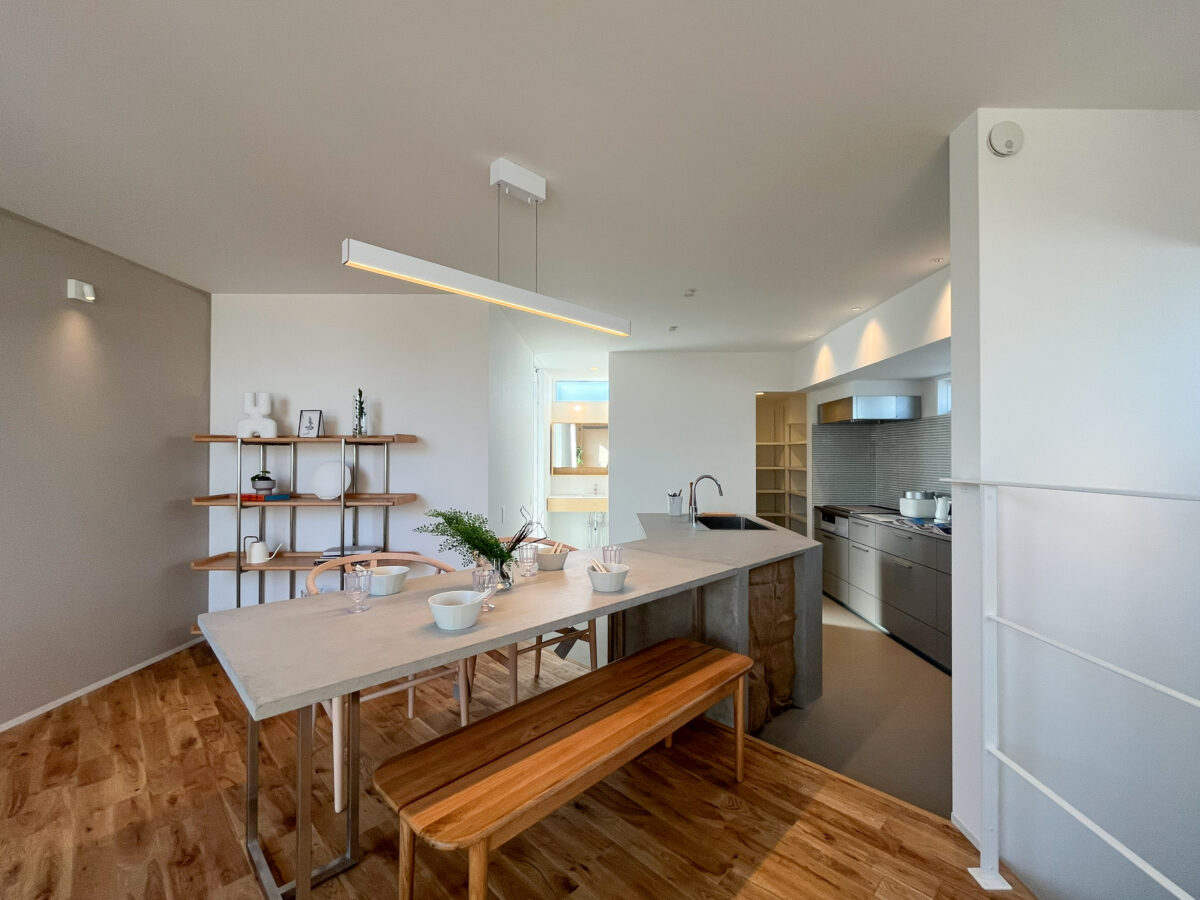 【NEW MODEL HOUSE】層景