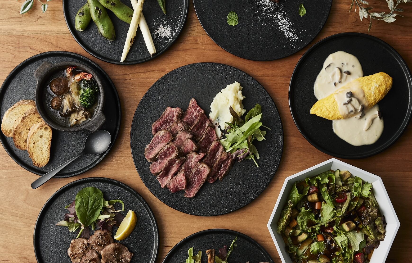 飲食［nido kitchen］